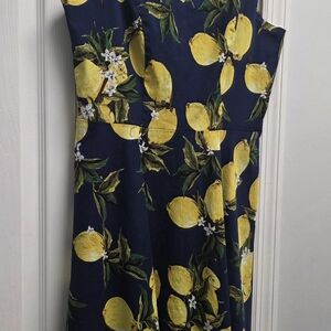 Chic Lemon Print Dress
